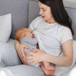 Allattamento al seno benefici